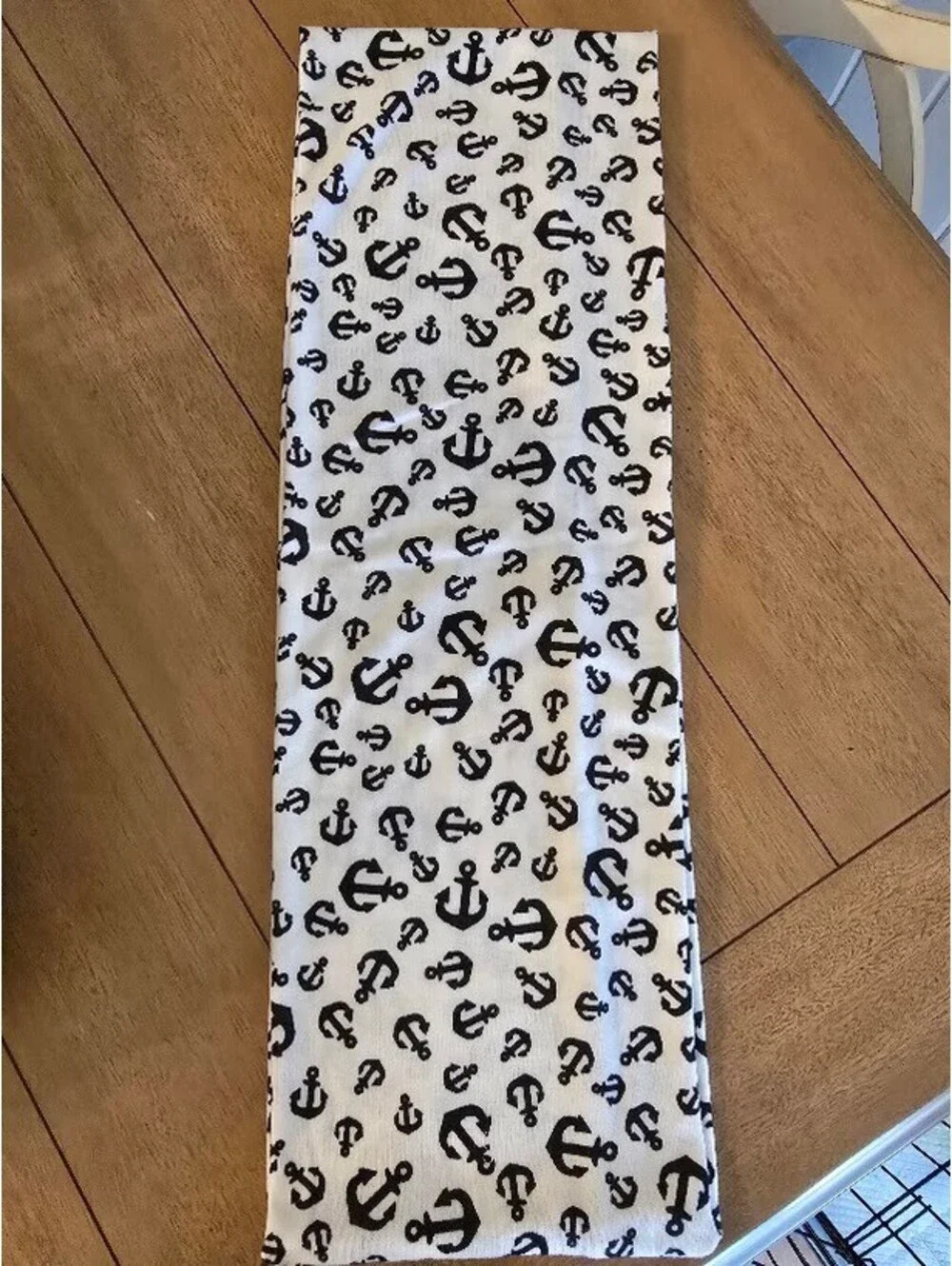 Anchor Motif Infinity Scarf